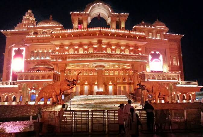 places to visit in delhi like kingdom of dreams