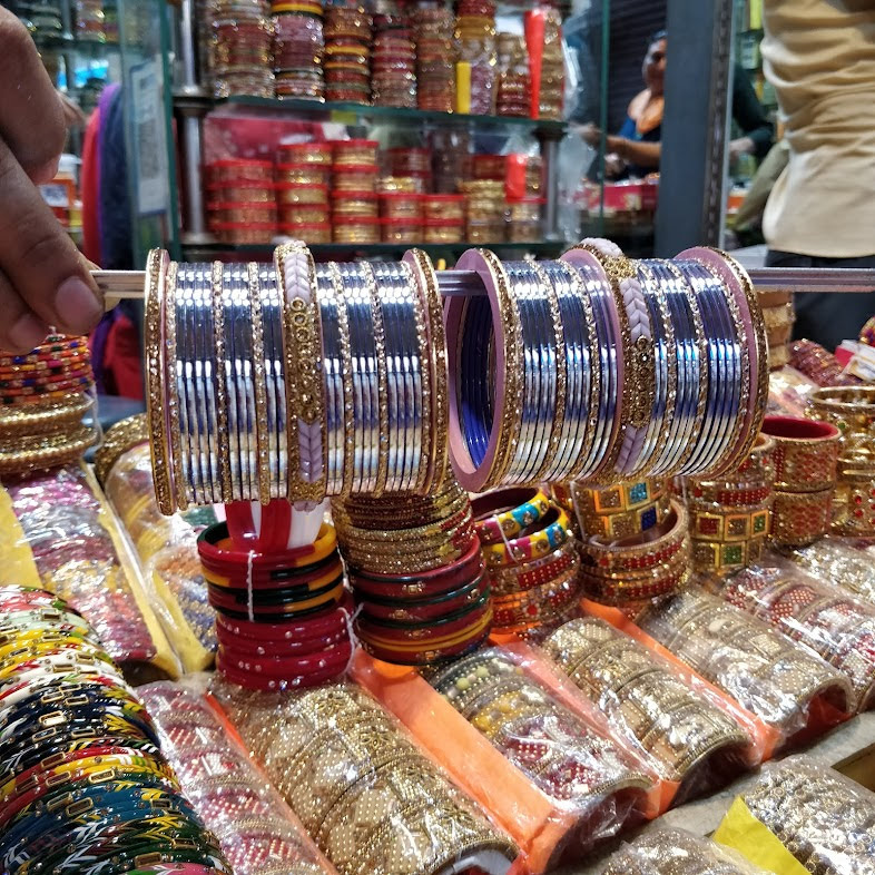 Churi Bazaar