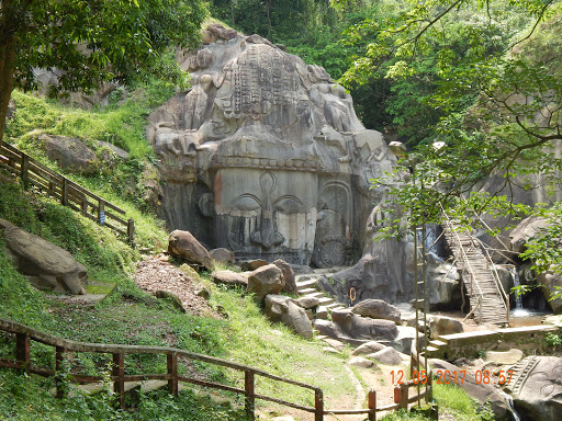 Unakoti