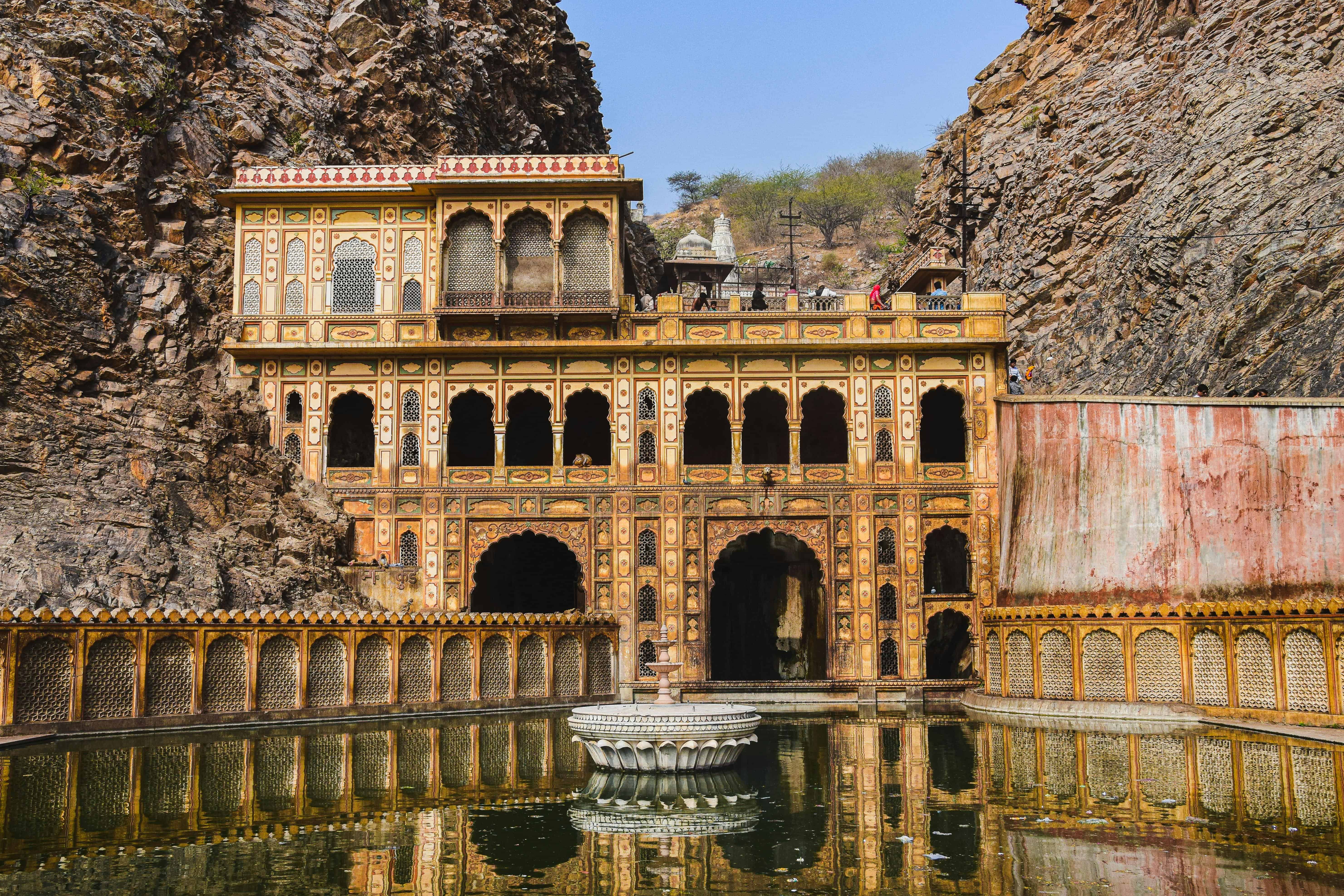 Experience a luxury stay by being close to nature